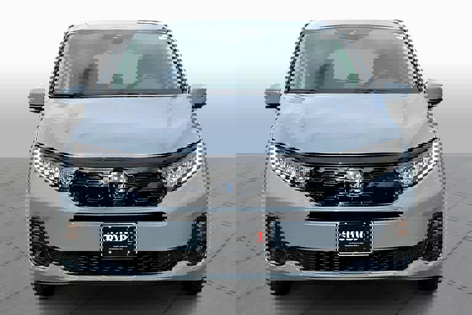 New 2026 Honda Odyssey Touring image 3