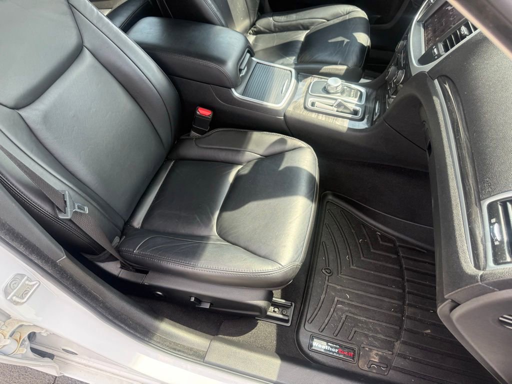 Used 2020 Chrysler 300 Touring L w/ Quick Order Package 2EF RWD image 52
