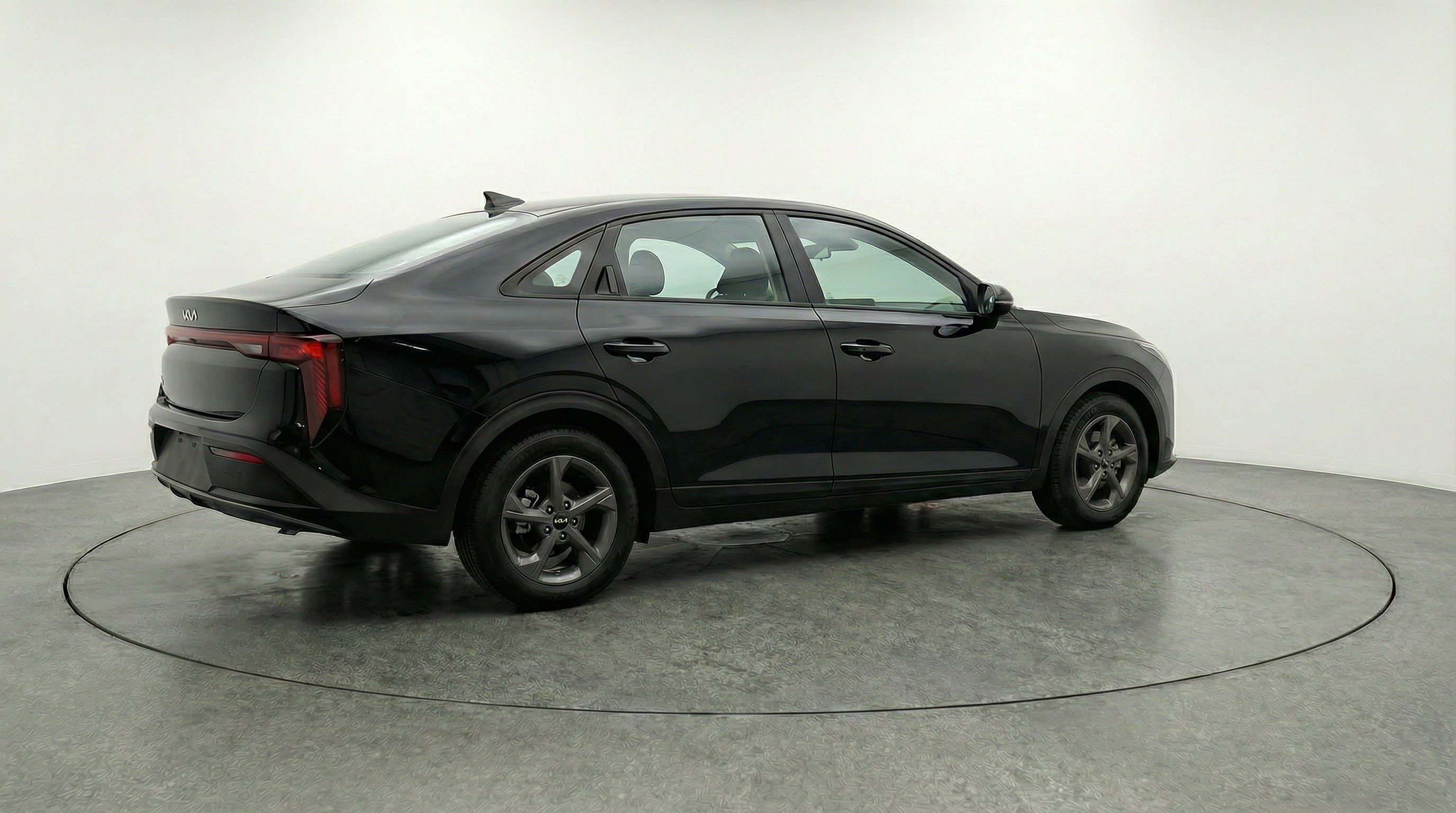 Used 2025 Kia K4 FWD image 9
