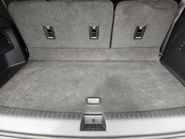 Used 2025 Buick Enclave Avenir image 32