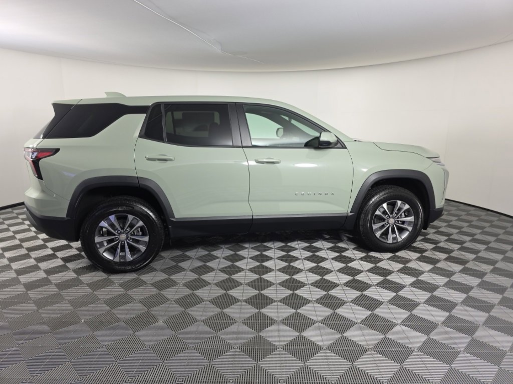 New 2026 Chevrolet Equinox LT image 6