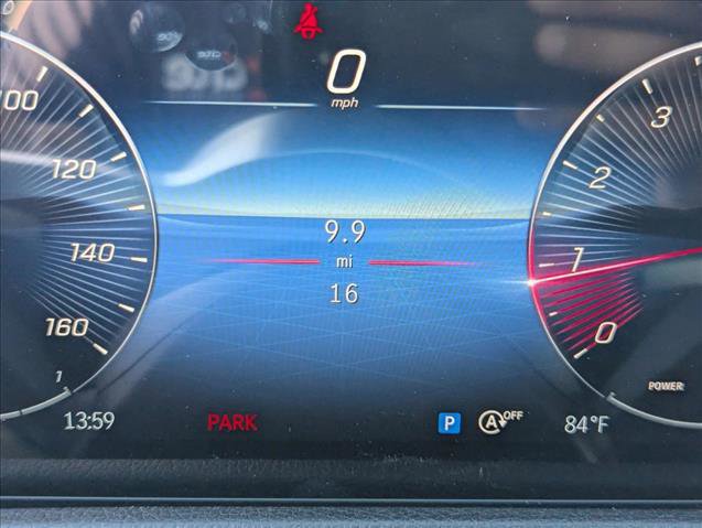 Used 2025 Mercedes-Benz GLB 250 image 10