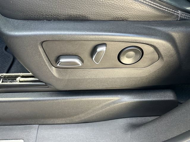 Used 2022 GMC Yukon Denali image 18