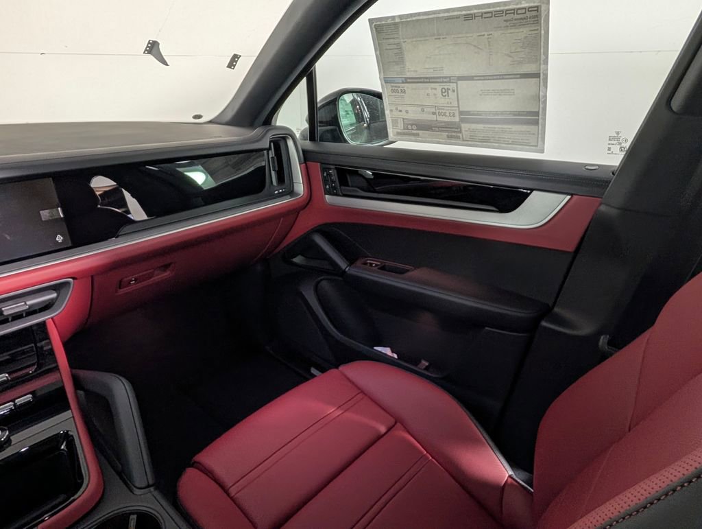 New 2026 Porsche Cayenne Coupe image 23