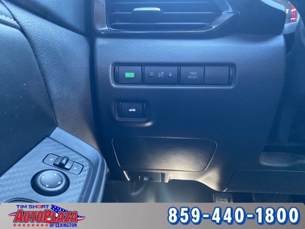 Used 2023 Nissan Sentra SV w/ Trunk Package image 33