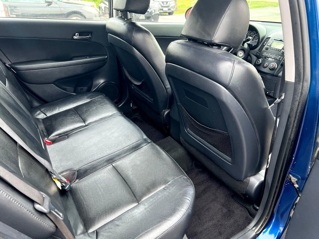 Used 2012 Hyundai Elantra SE image 6