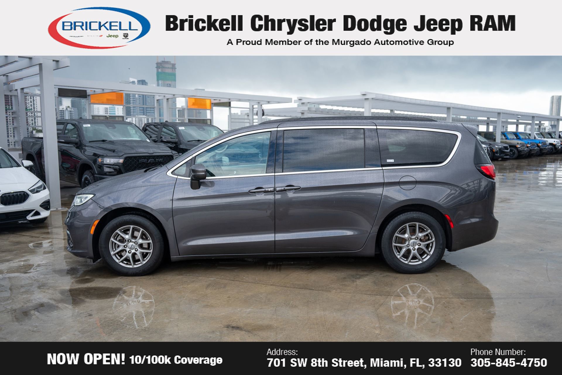 Used 2021 Chrysler Pacifica Touring image 8