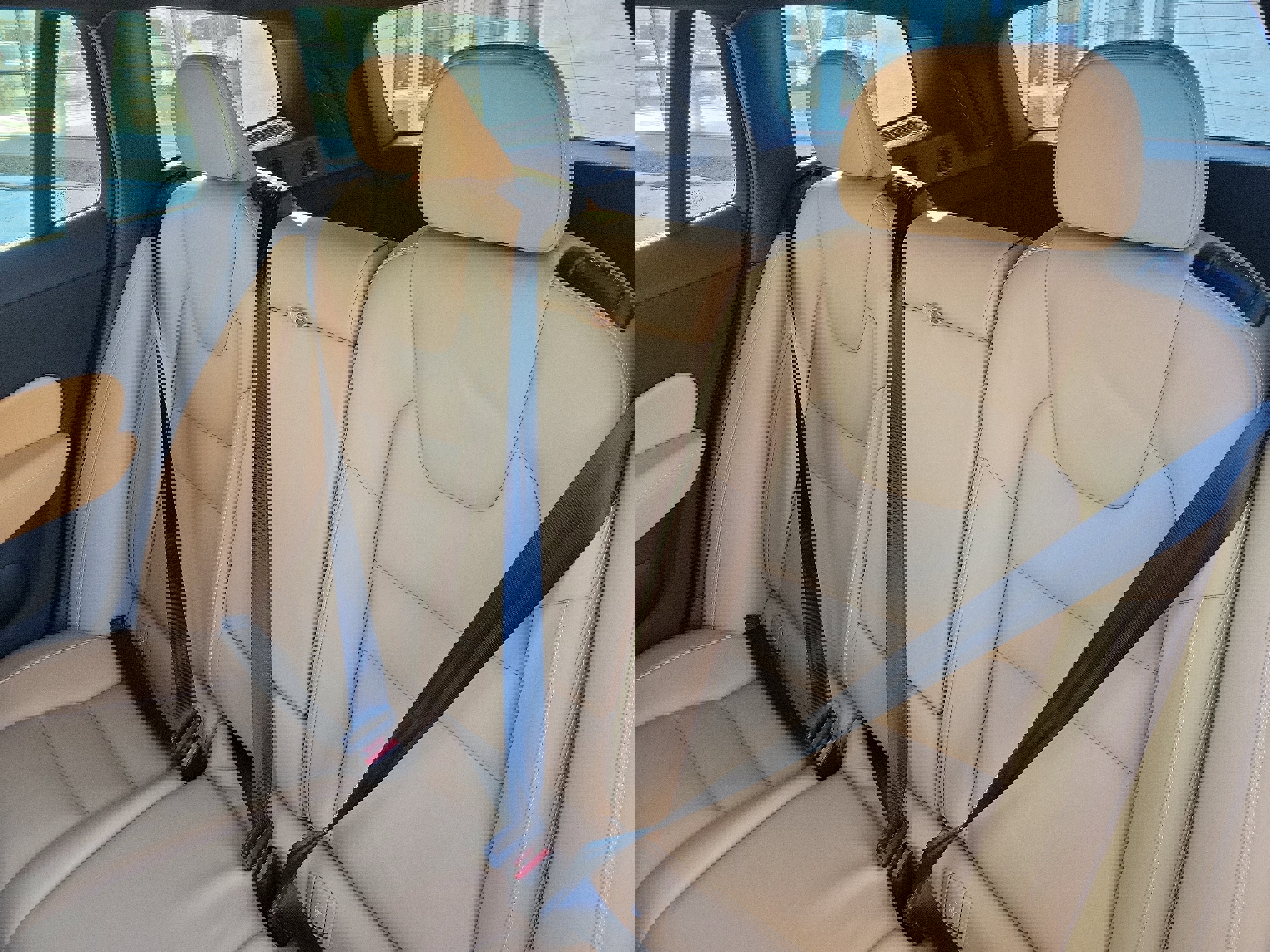 Used 2024 Volvo V60 B5 Cross Country Ultimate image 29