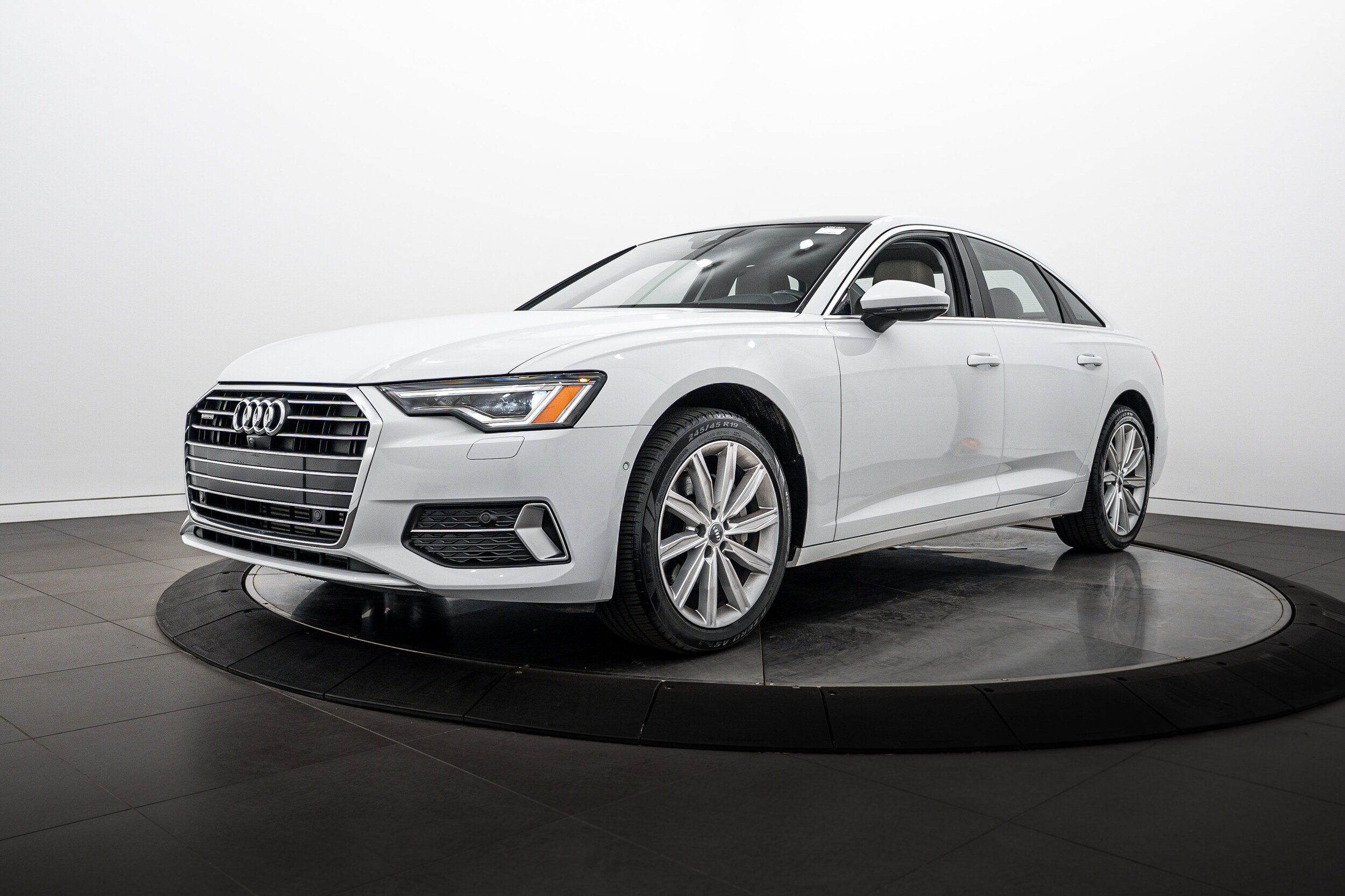 Used 2020 Audi A6 2.0T Premium Plus w/ Premium Plus Package AWD/4WD image 6