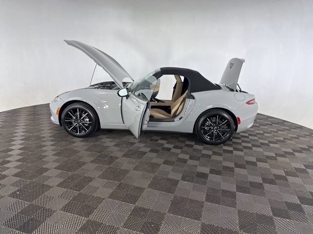New 2026 MAZDA MX-5 Miata Grand Touring w/ Weather Package RWD image 9
