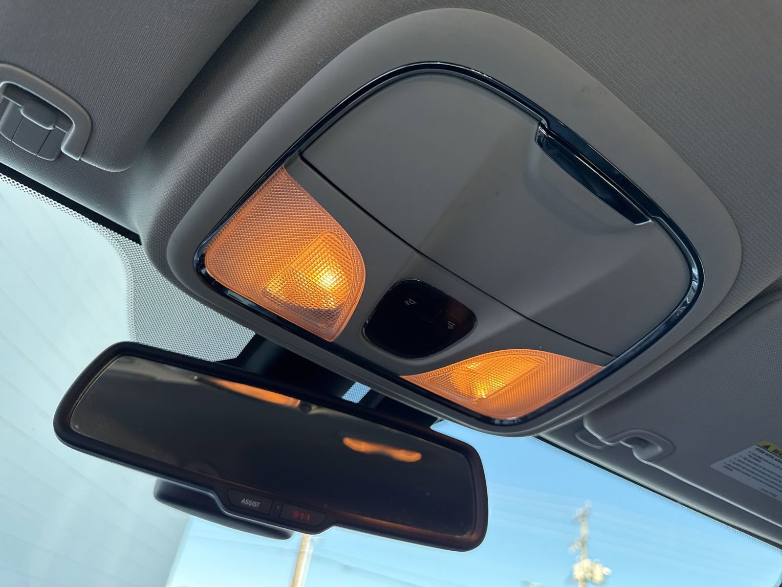 Used 2016 Jeep Cherokee Limited image 28