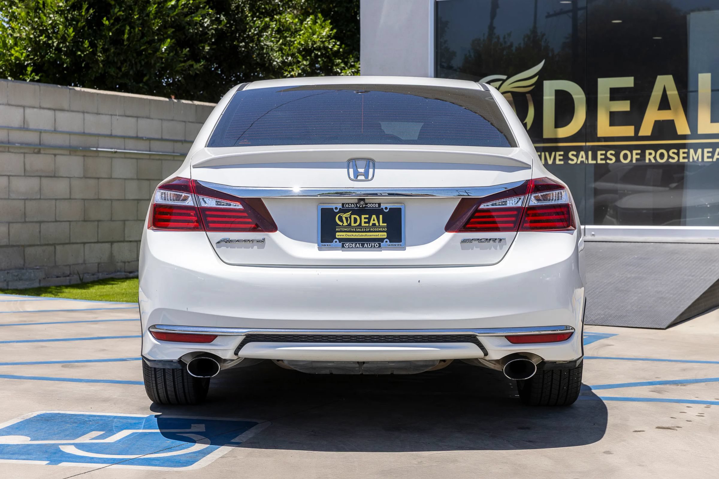 Used 2016 Honda Accord Sport image 14