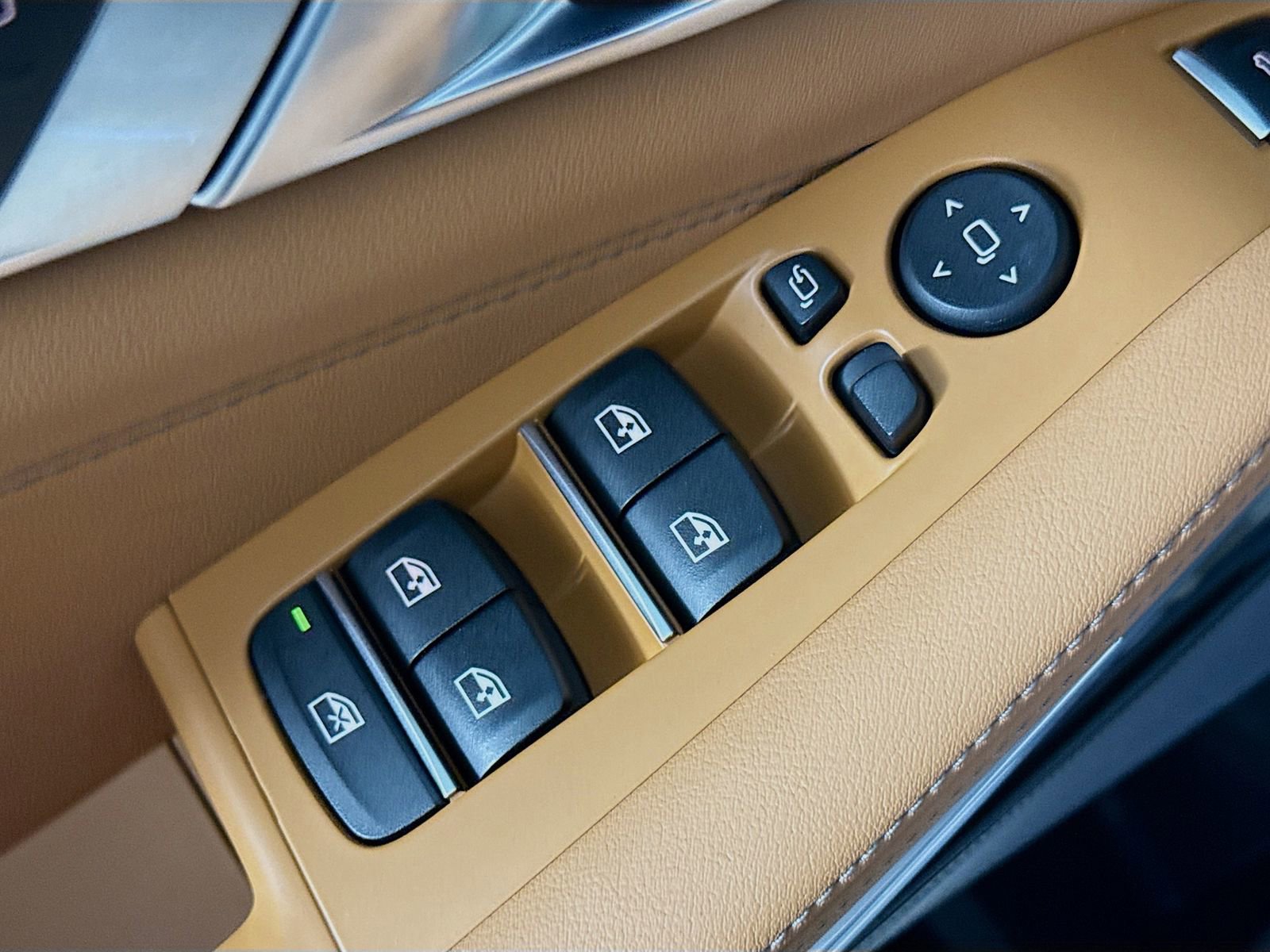 Used 2026 BMW X5 sDrive40i image 18