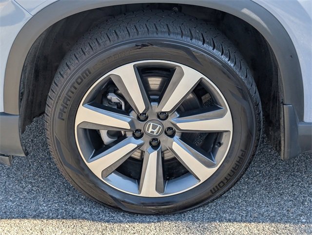 Used 2023 Honda Pilot Touring image 13