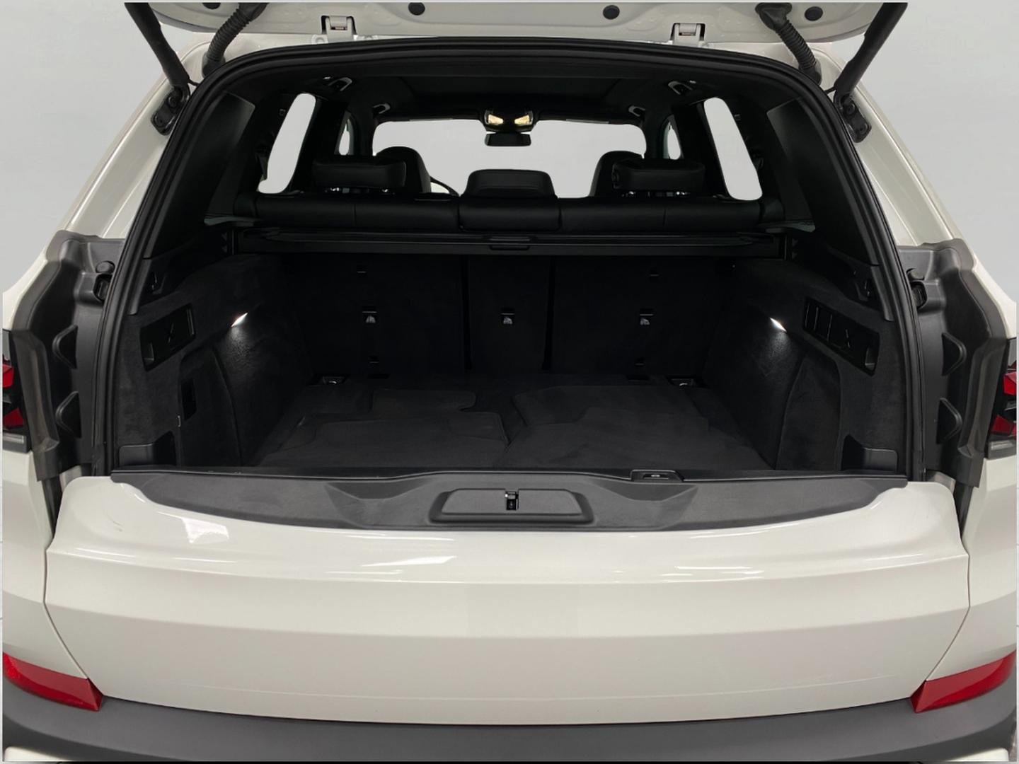 Certified 2024 BMW X5 xDrive40i image 5