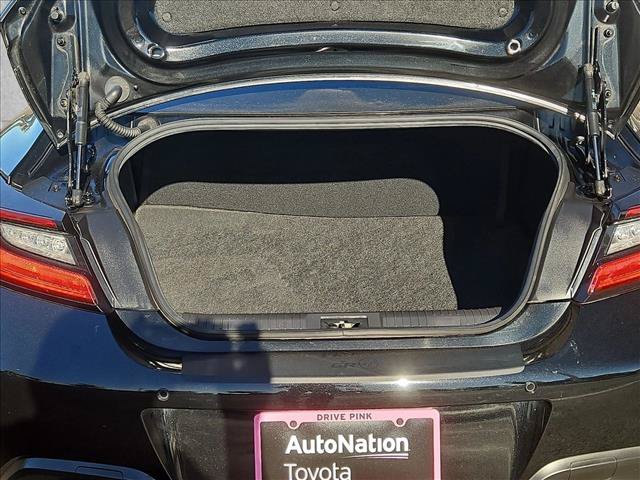 Used 2023 Toyota GR86 RWD image 6