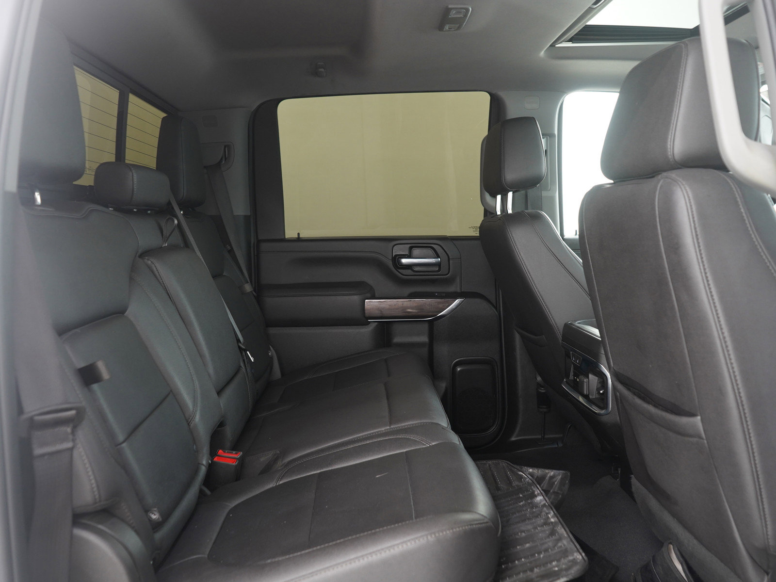 Used 2023 Chevrolet Silverado 3500 LTZ w/ LTZ Plus Package image 14