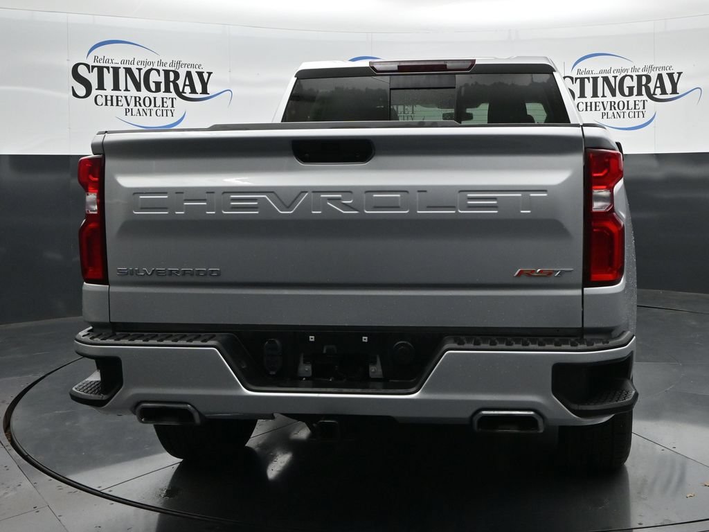 Used 2021 Chevrolet Silverado 1500 RST w/ Convenience Package II AWD/4WD image 6
