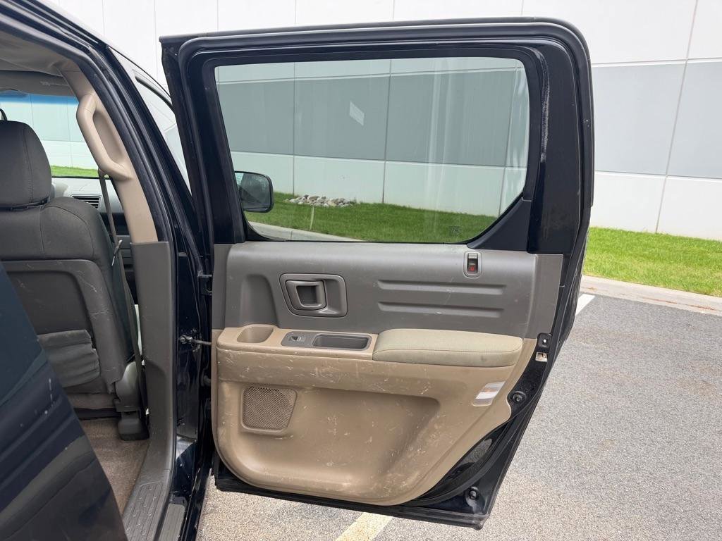 Used 2006 Honda Ridgeline RT image 18