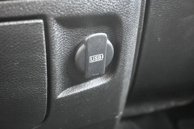 Used 2022 RAM 1500 Classic SLT AWD/4WD image 34
