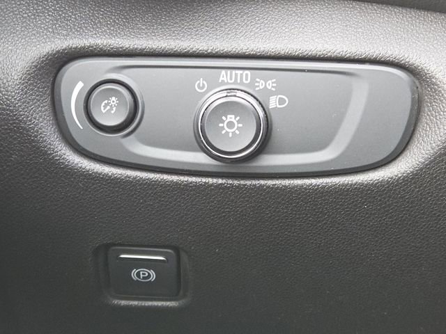 Used 2020 Chevrolet Blazer LT image 10