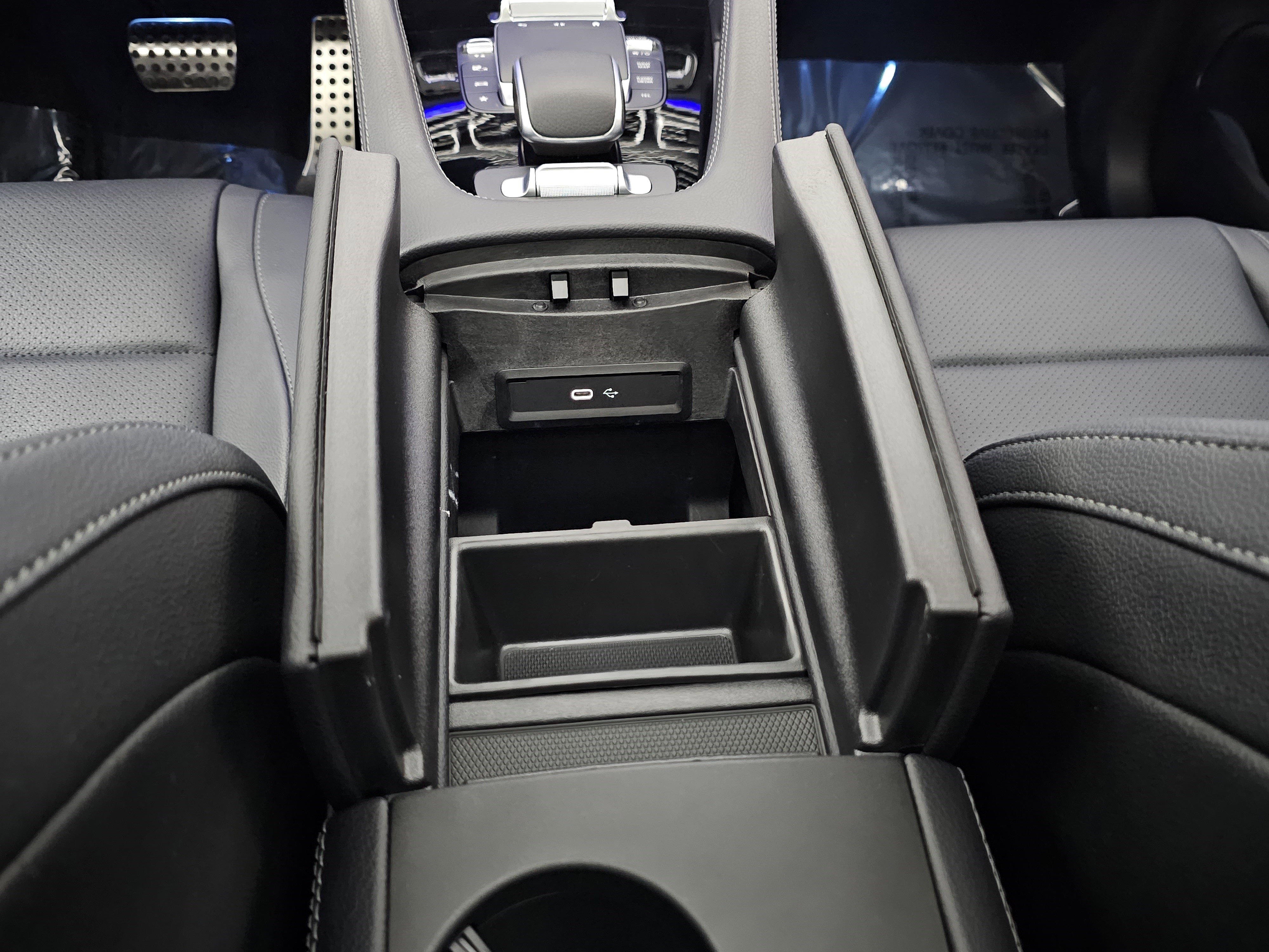 Certified 2024 Mercedes-Benz GLS 450 4MATIC w/ AMG Line Exterior image 37