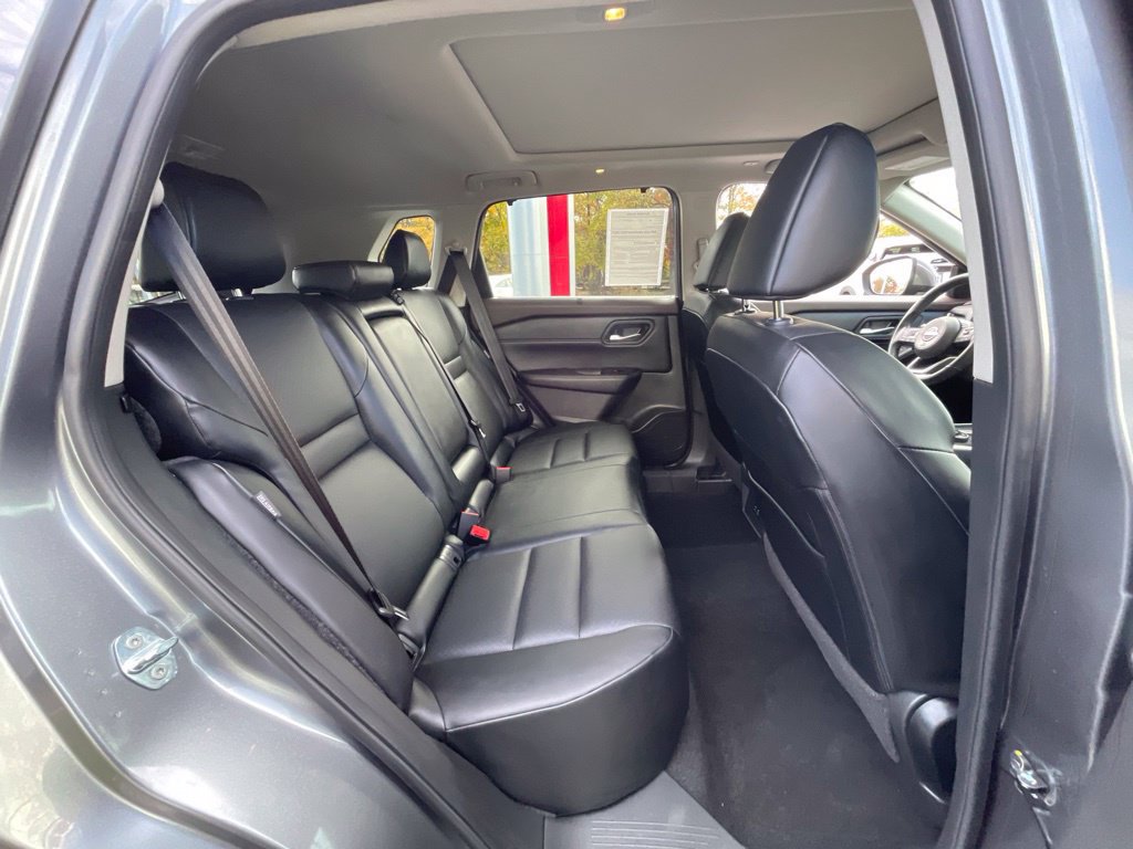 Certified 2023 Nissan Rogue SV w/ SV Premium B Package AWD/4WD image 22