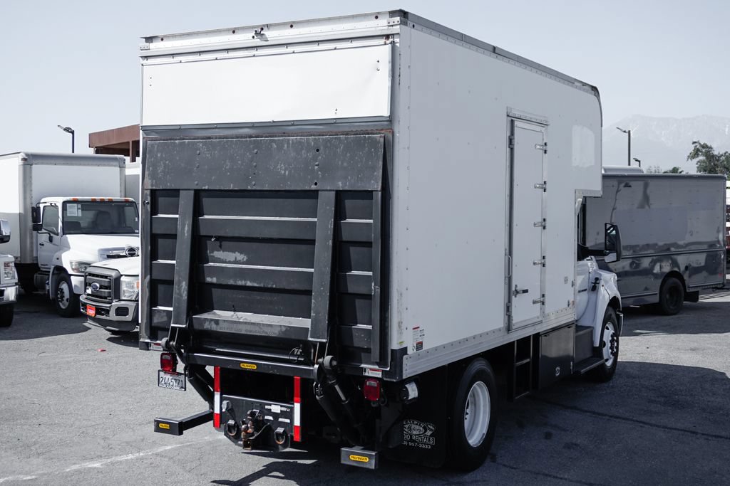 Used 2016 Ford F650 2WD Regular Cab Super Duty image 14