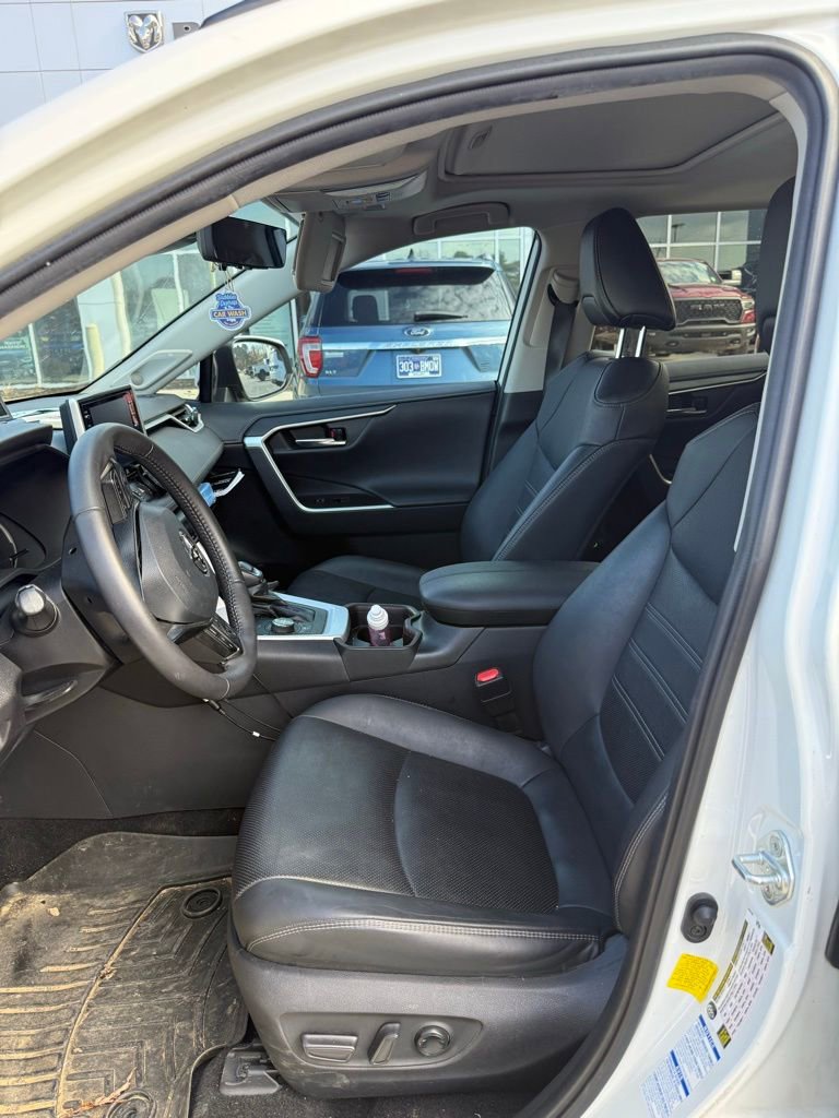 Used 2021 Toyota RAV4 Limited w/ Limited Grade Weather Package image 11