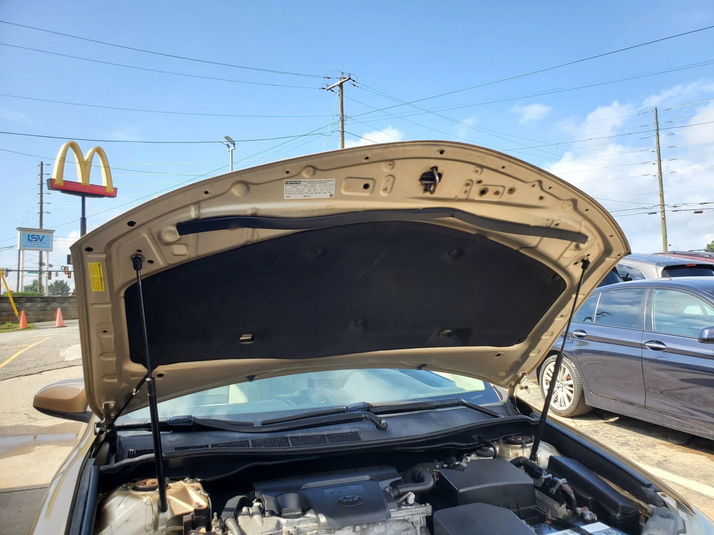 Used 2012 Toyota Camry LE FWD image 46