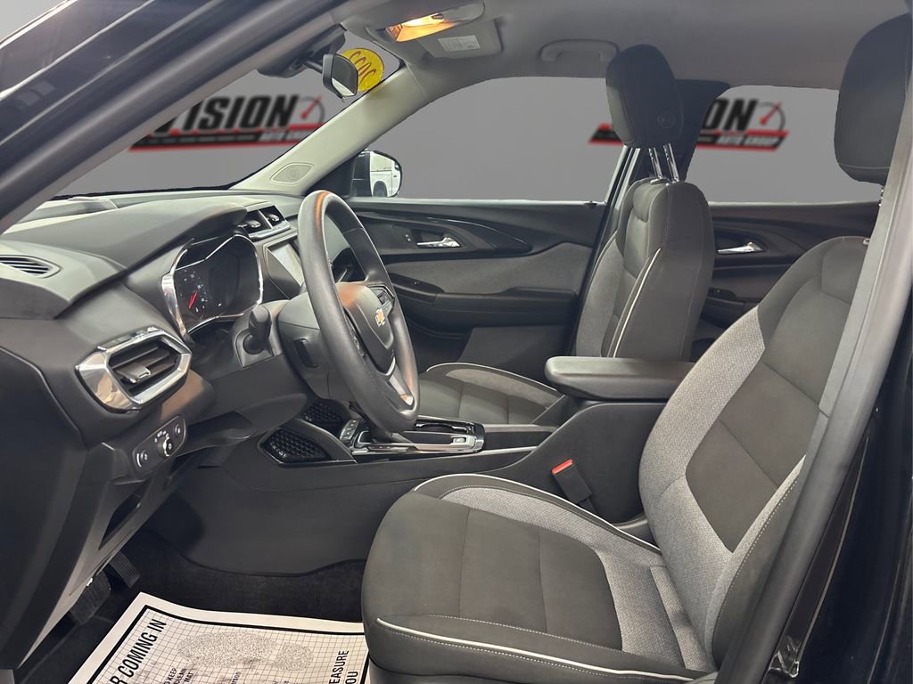 Used 2023 Chevrolet TrailBlazer LT image 9