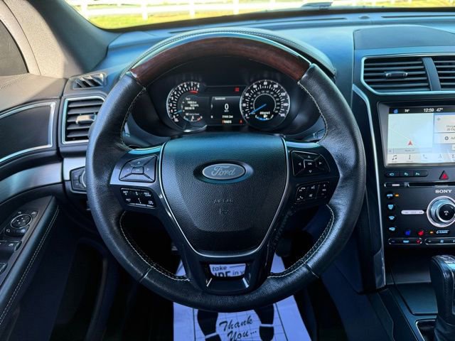 Certified 2018 Ford Explorer Platinum image 25