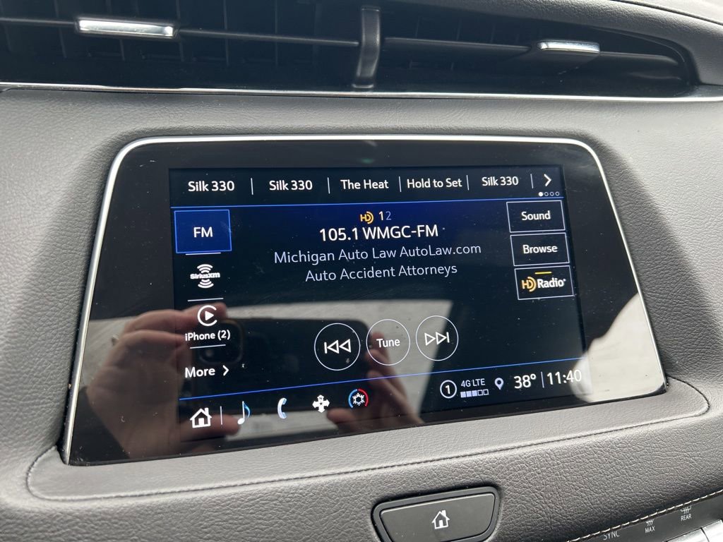 Used 2023 Cadillac XT4 Luxury w/ Cold Weather Package image 29