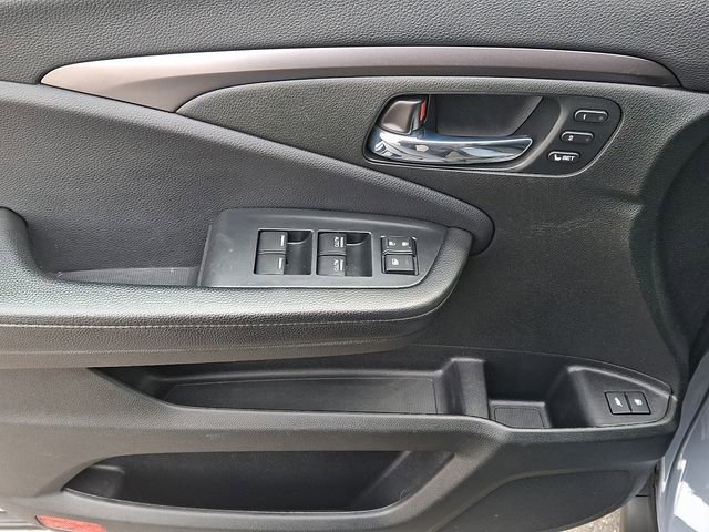 Used 2022 Honda Pilot Special Edition image 13