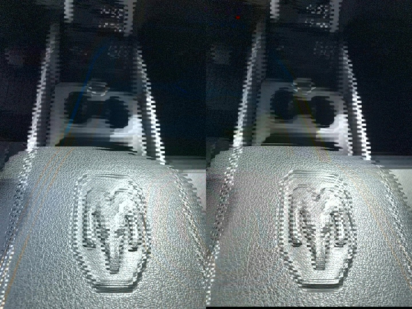 Used 2019 RAM 1500 Laramie image 22