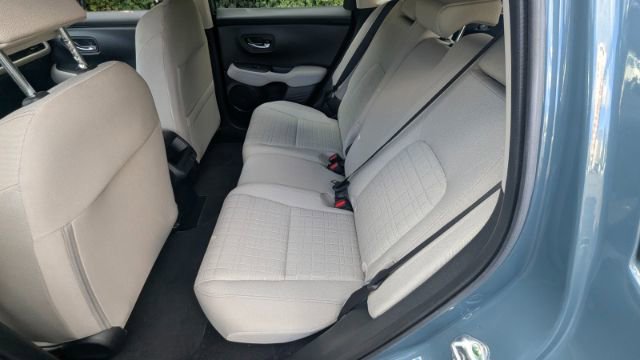 Used 2024 Honda HR-V LX image 19