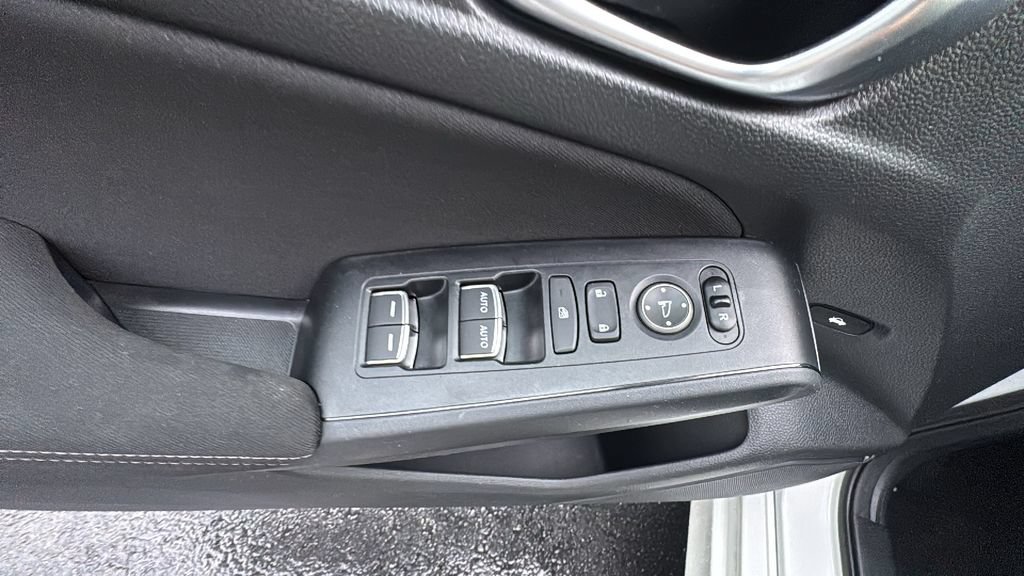 Used 2024 Honda Civic Sport image 11