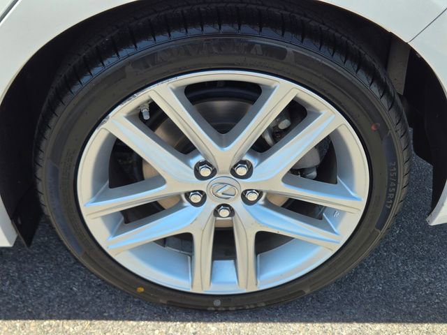 Used 2016 Lexus CT 200h w/ Accessory Package 2 image 11