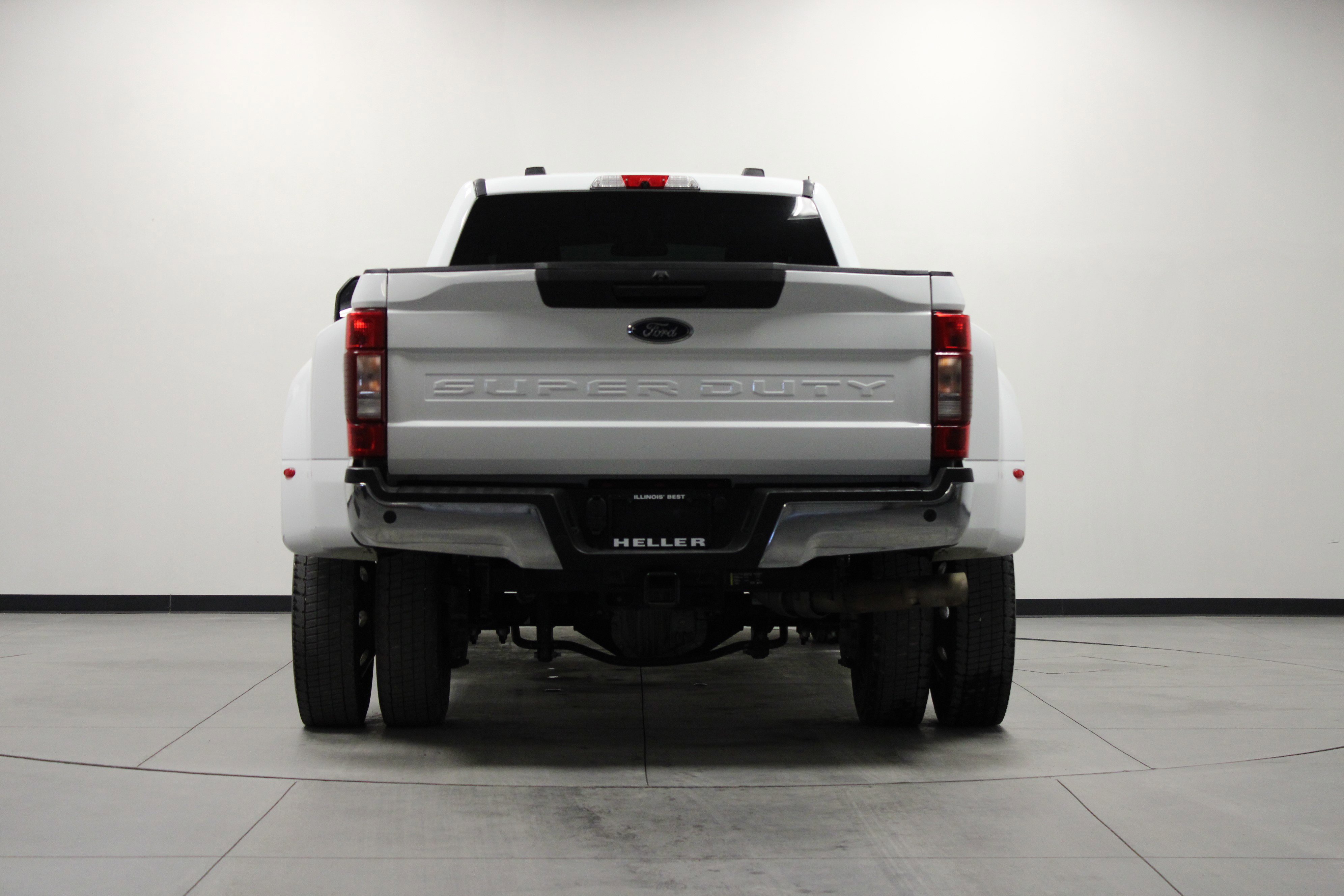 Used 2022 Ford F450 XLT w/ XLT Value Package image 5
