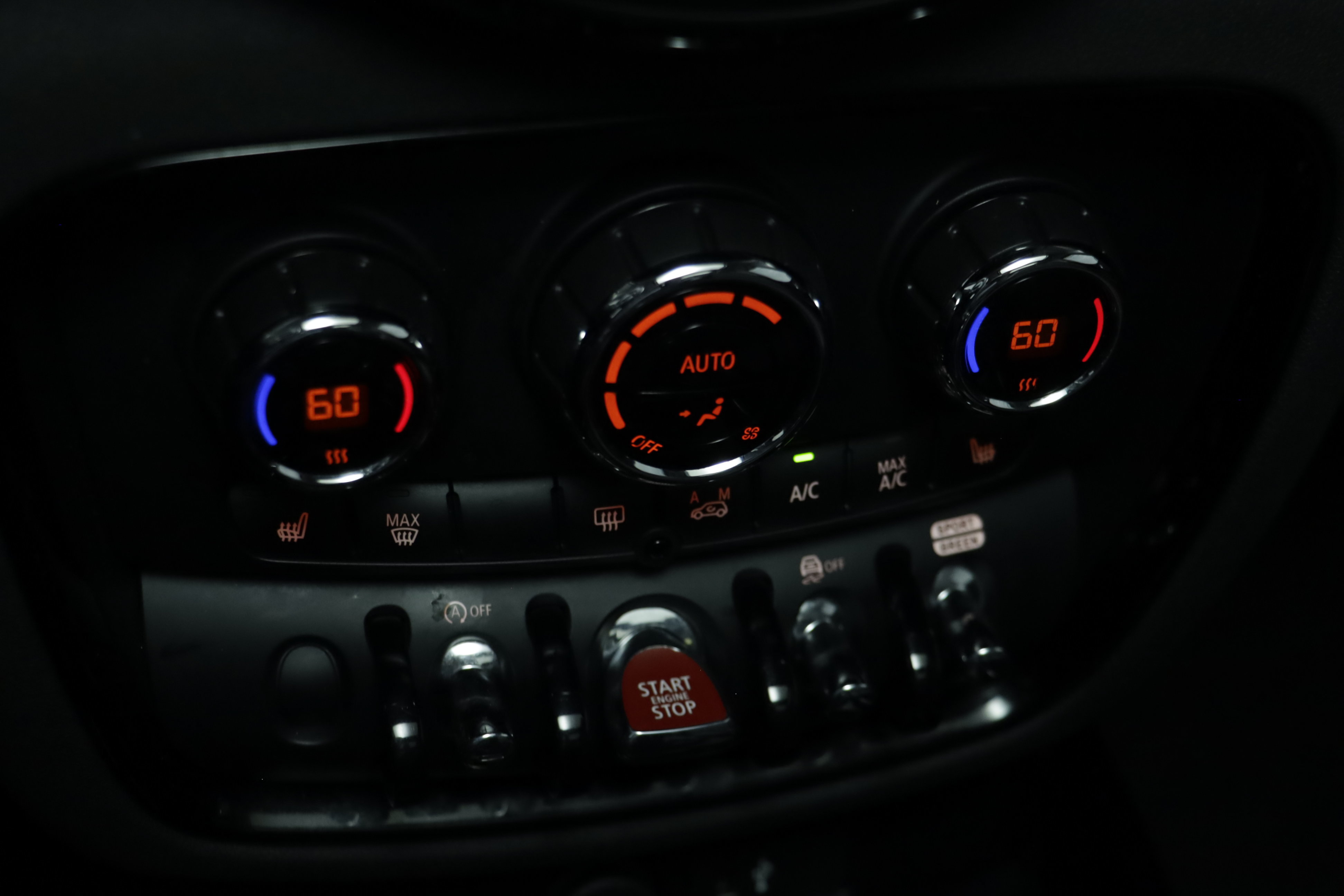 Certified 2024 MINI Cooper Clubman S AWD/4WD image 11
