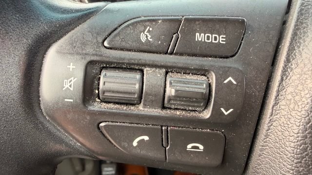 Used 2021 Kia Sedona EX FWD image 21