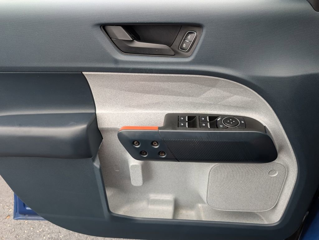 Used 2023 Ford Maverick XLT image 30