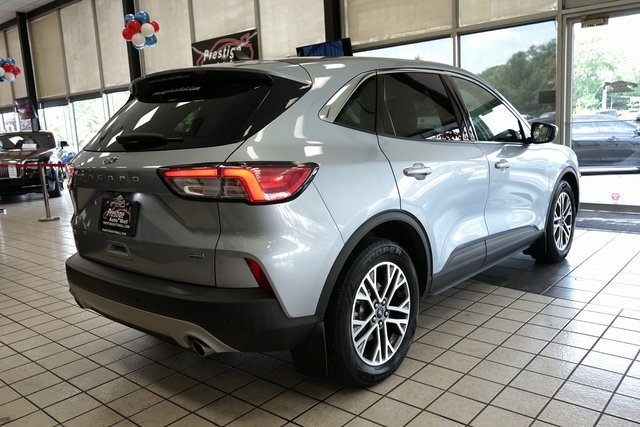 Used 2022 Ford Escape SEL w/ Technology Package image 15