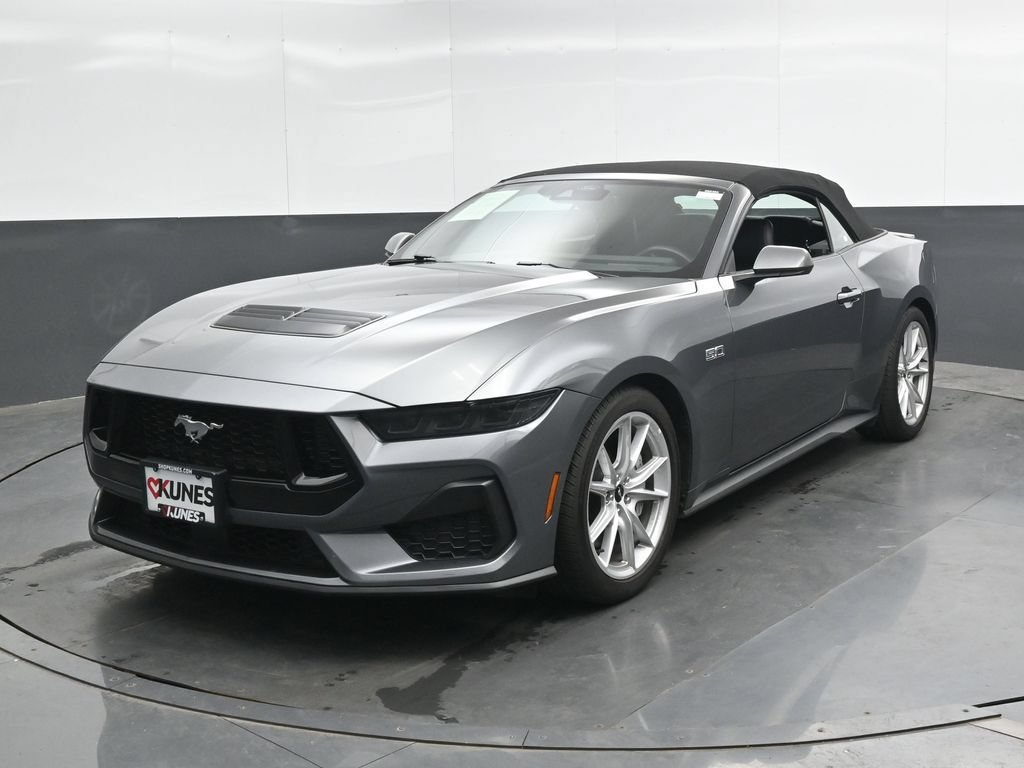 Used 2025 Ford Mustang GT Premium RWD image 6