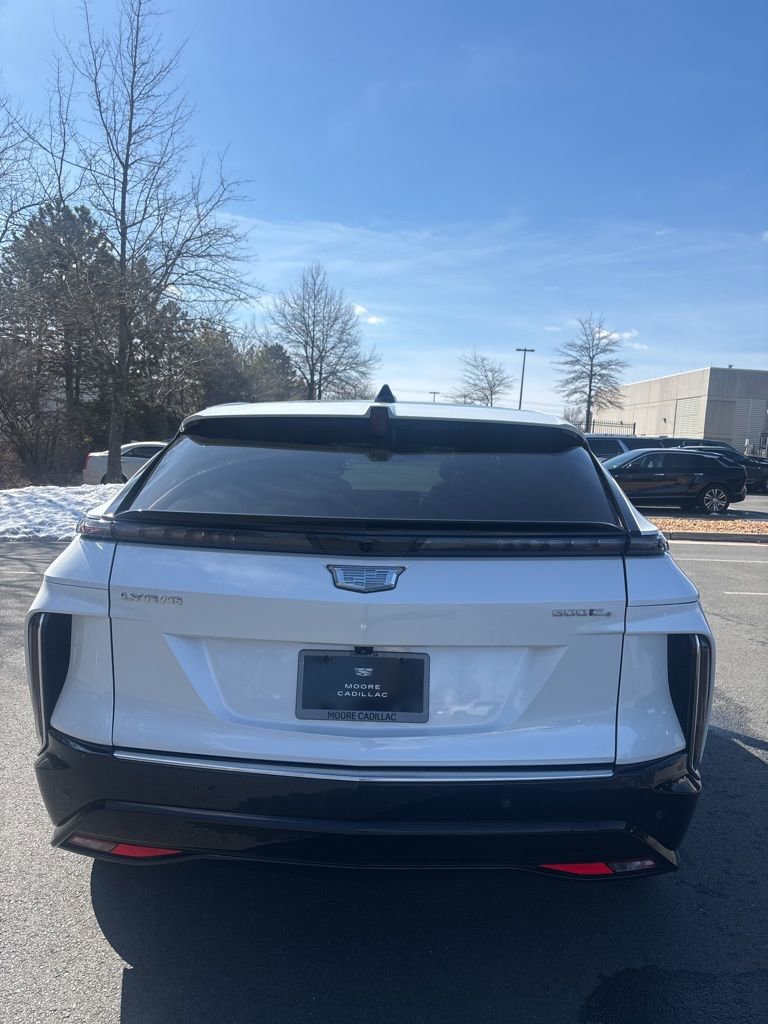 Used 2024 Cadillac Lyriq Luxury w/ LPO, Floor Liner Package image 5