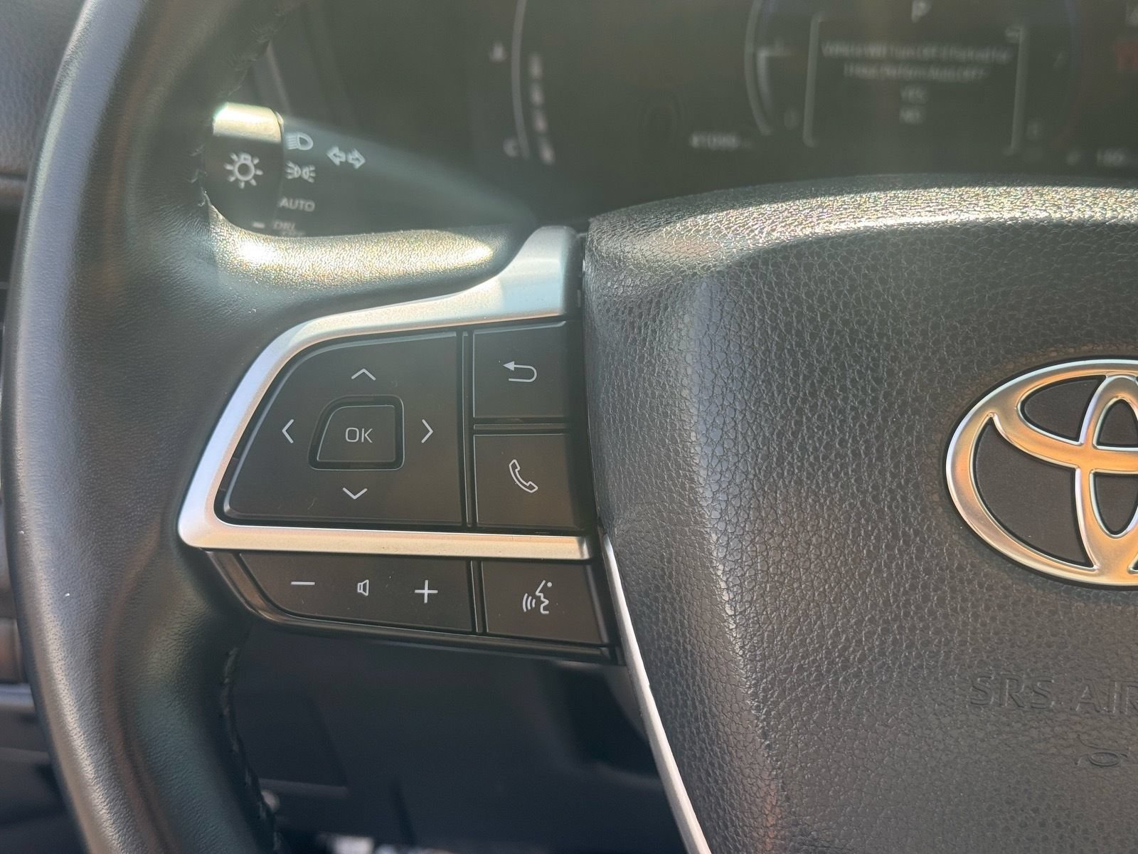 Used 2025 Toyota Grand Highlander AWD image 23