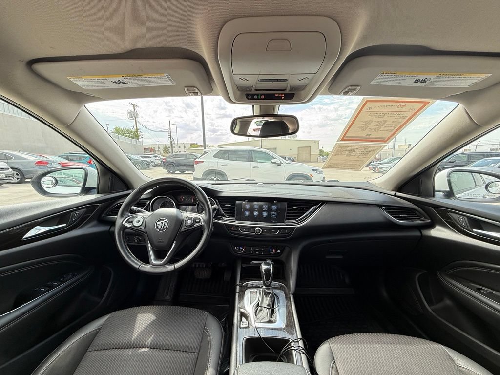 Used 2018 Buick Regal Preferred FWD image 15