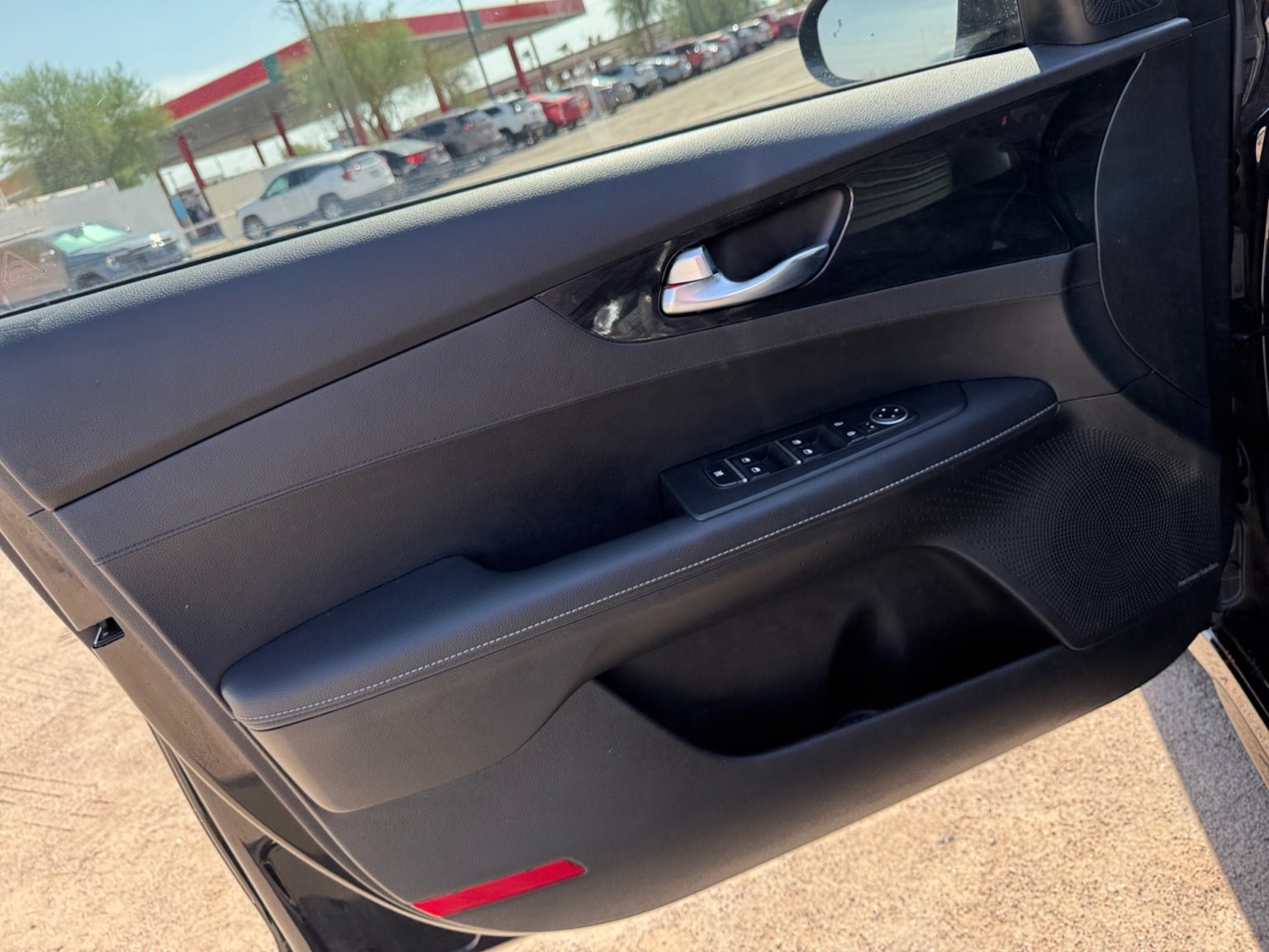 Used 2022 Kia Forte GT-Line w/ GT-Line Premium Package FWD image 11