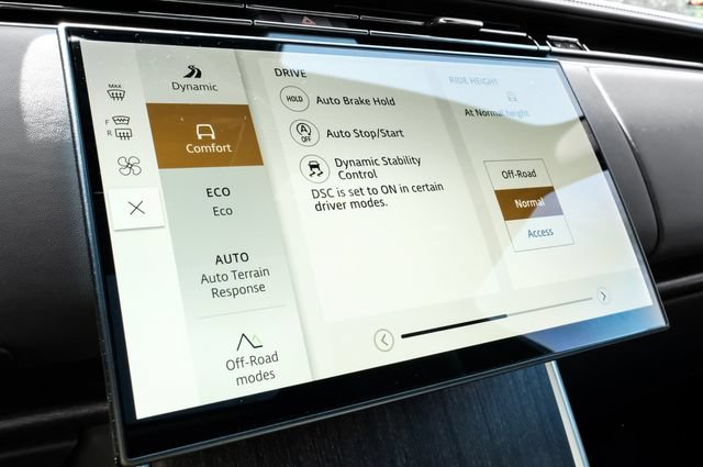 New 2026 Land Rover Range Rover SE AWD/4WD image 41