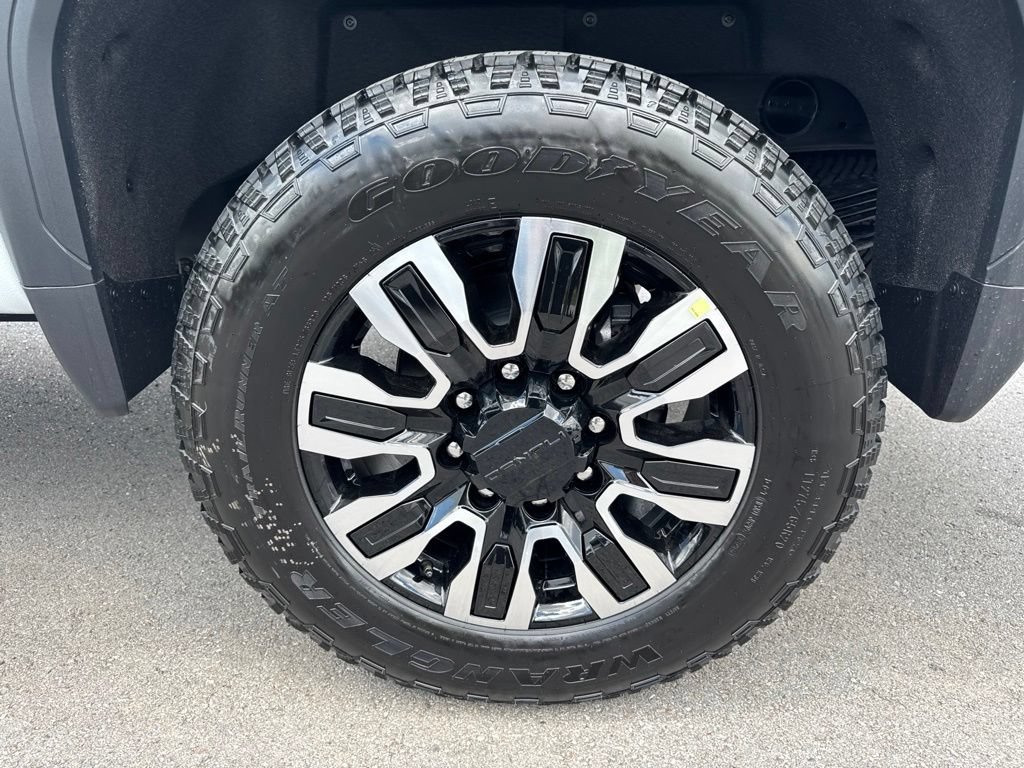 New 2026 GMC Sierra 2500 Denali Ultimate AWD/4WD image 30